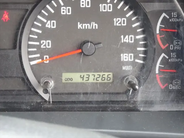 いすゞ フォワード TKG-FRR90T2(2WD)の写真30