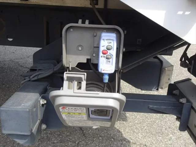 いすゞ フォワード TKG-FRR90T2(2WD)の写真37