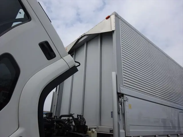 いすゞ フォワード TKG-FRR90T2(2WD)の写真43