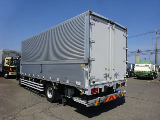 三菱 ファイター QKG-FK72FZ(2WD)の写真4