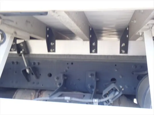 三菱 ファイター QKG-FK72FZ(2WD)の写真8