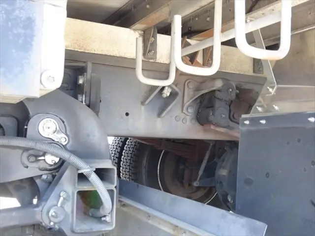 三菱 ファイター QKG-FK72FZ(2WD)の写真10