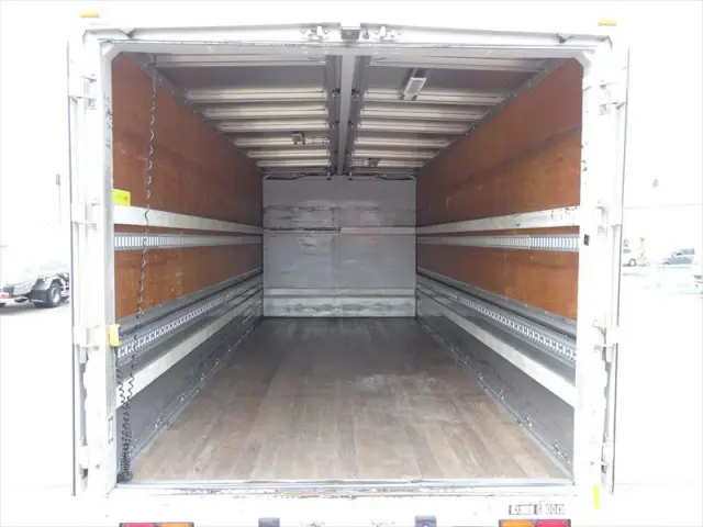 三菱 ファイター QKG-FK72FZ(2WD)の写真16