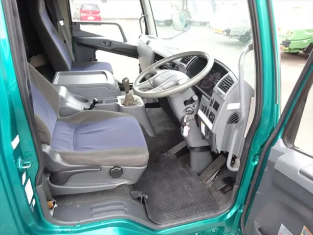 三菱 ファイター QKG-FK72FZ(2WD)の写真24