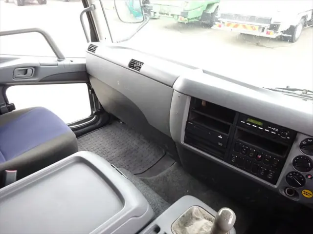 三菱 ファイター QKG-FK72FZ(2WD)の写真28