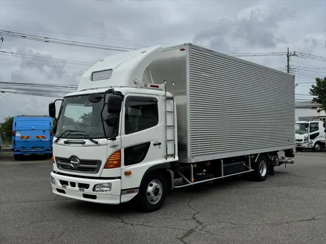 日野 レンジャー TKG-FD7JLAGの写真1