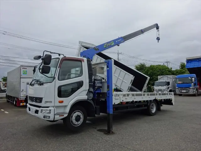 三菱 ファイター TKG-FK72FY(2WD)の写真1