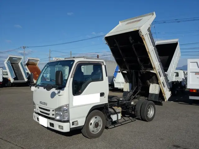 いすゞ エルフ TPG-NJS85AN(4WD)の写真1