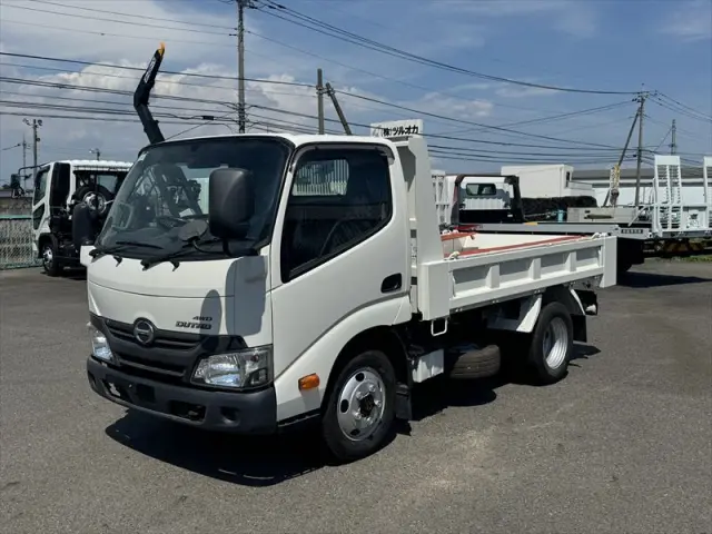 日野 デュトロ TKG-XZU675T(4WD)の写真2