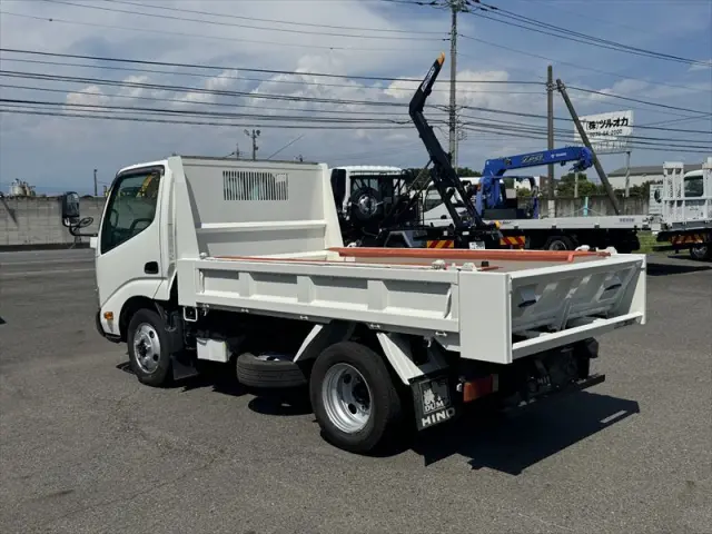 日野 デュトロ TKG-XZU675T(4WD)の写真5