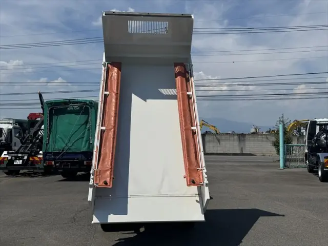 日野 デュトロ TKG-XZU675T(4WD)の写真6