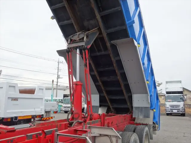 三菱 スーパーグレート 2PG-FV70GZ(6x4)の写真9