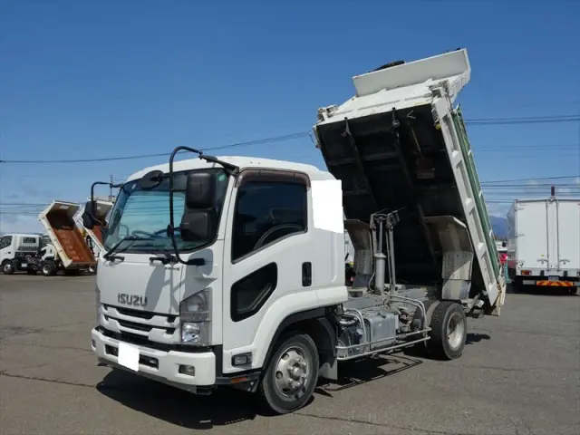 いすゞ フォワード 2RG-FRR90S2(2WD)の写真1