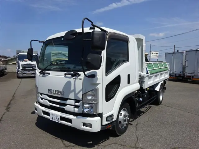 いすゞ フォワード 2RG-FRR90S2(2WD)の写真1