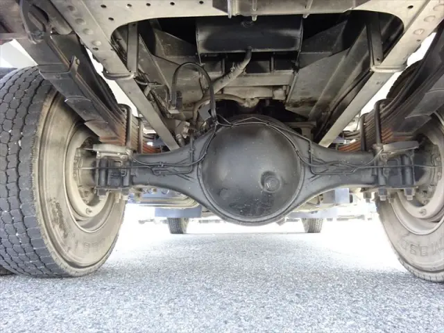 いすゞ フォワード 2RG-FRR90S2(2WD)の写真12