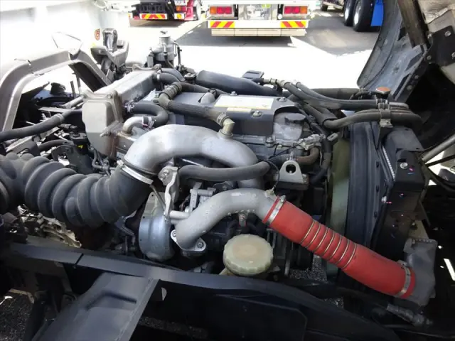 いすゞ フォワード 2RG-FRR90S2(2WD)の写真30