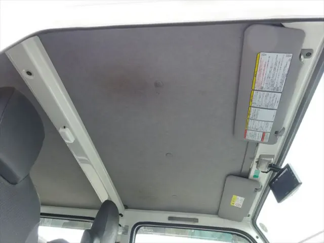 いすゞ エルフ TPG-NJR85AD(2WD)の写真15