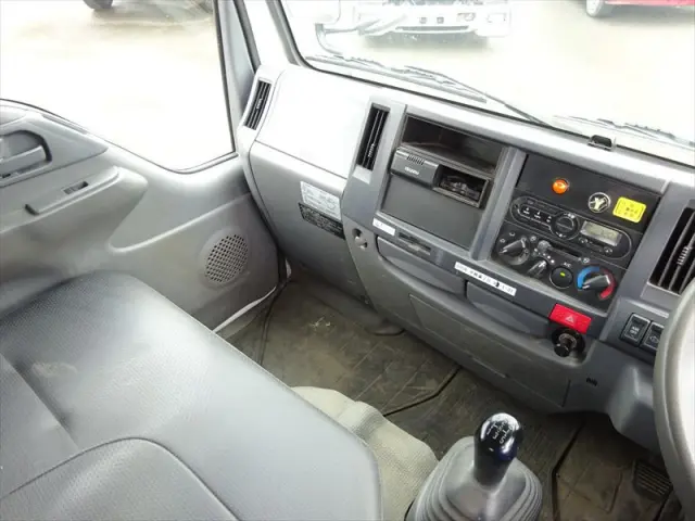 いすゞ エルフ TPG-NJR85AD(2WD)の写真19