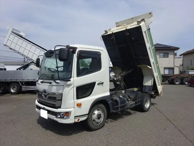日野 レンジャー 2DG-FC2ABA(2WD)の写真1