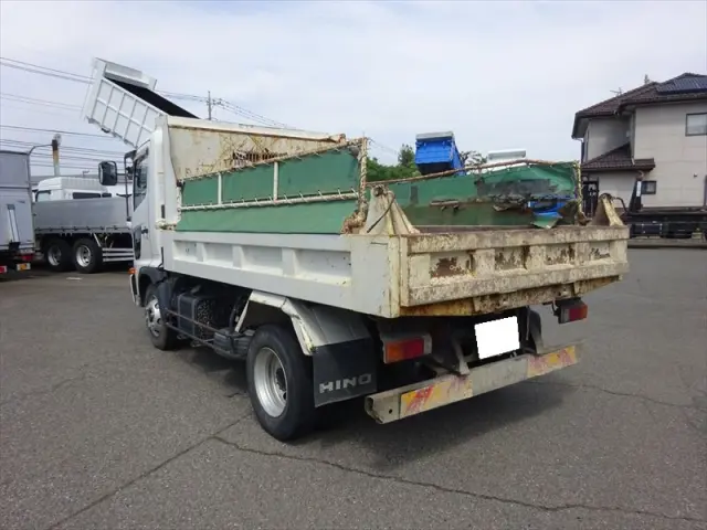 日野 レンジャー 2DG-FC2ABA(2WD)の写真4