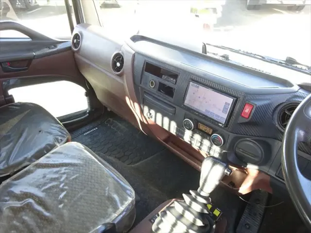 日野 レンジャー 2DG-FC2ABA(2WD)の写真24