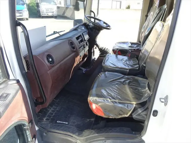 日野 レンジャー 2DG-FC2ABA(2WD)の写真26