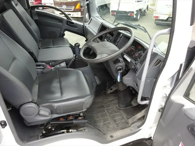いすゞ フォワード TKG-FRR90S1(2WD)の写真18