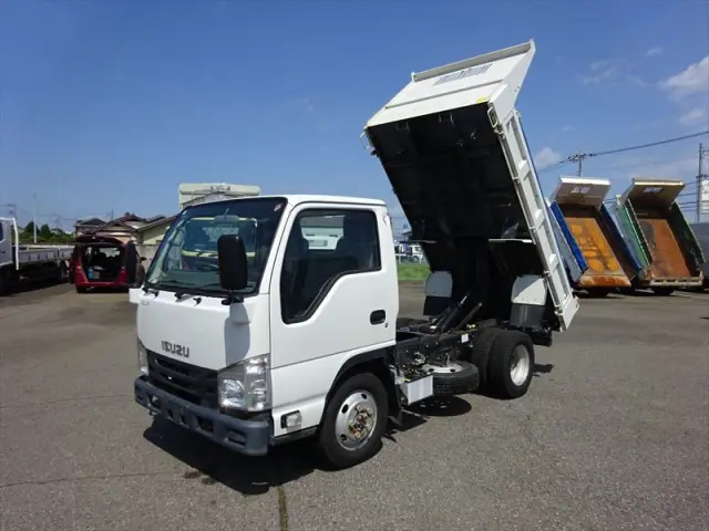 いすゞ エルフ TKG-NKS85AN(4WD)の写真1