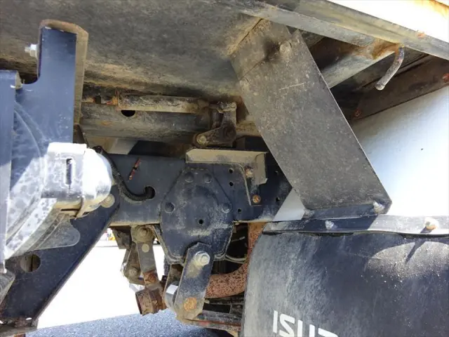 いすゞ エルフ TKG-NKS85AN(4WD)の写真14