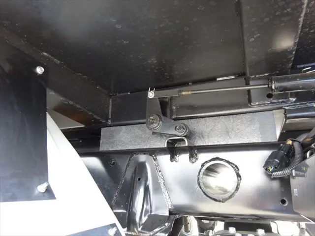 三菱 キャンター 2RG-FBA60(2WD)の写真7