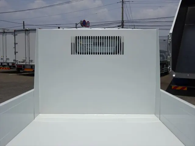 三菱 キャンター 2RG-FBA60(2WD)の写真14