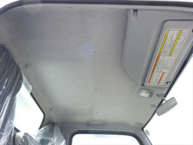 三菱 キャンター 2RG-FBA60(2WD)の写真17