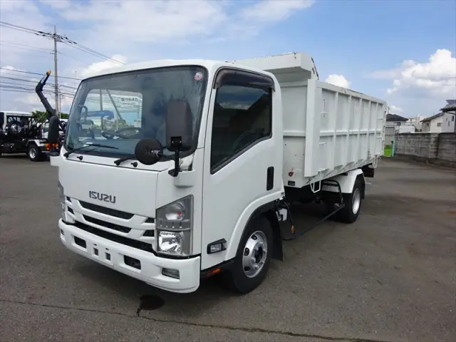 いすゞ エルフ TPG-NPR85YN(2WD)の写真2