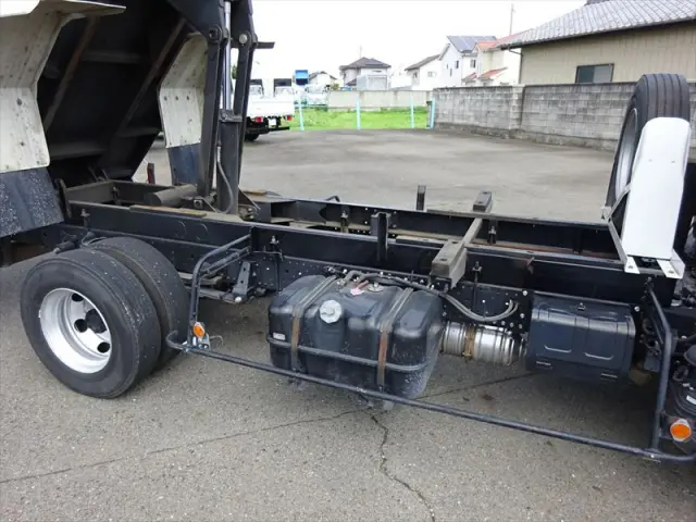 いすゞ エルフ TPG-NPR85YN(2WD)の写真12