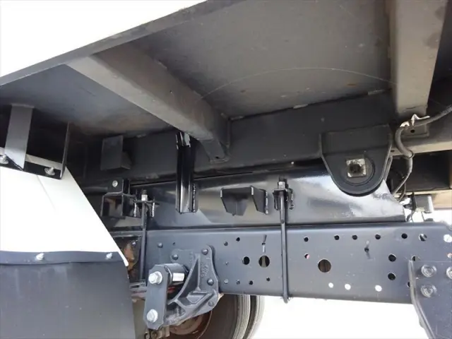 いすゞ エルフ TPG-NPR85YN(2WD)の写真13