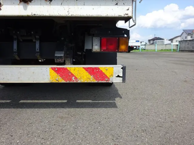 いすゞ エルフ TPG-NPR85YN(2WD)の写真24