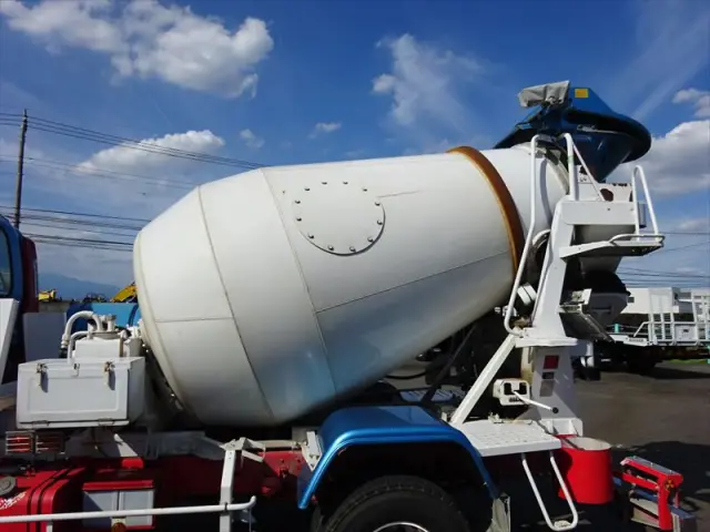 いすゞ フォワード 2PG-FSR90S2(2WD)の写真12