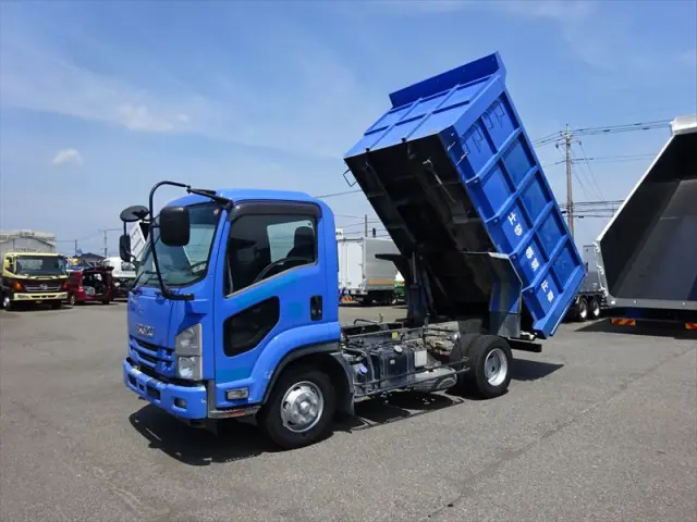 いすゞ フォワード 2RG-FRR90S1の写真1