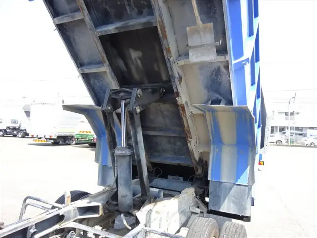 いすゞ フォワード 2RG-FRR90S1の写真8