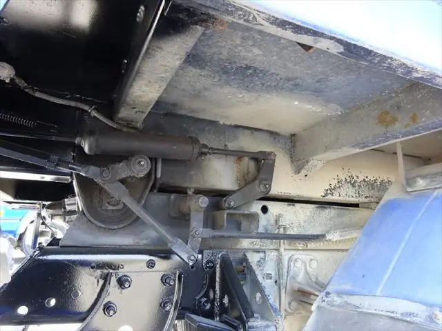 いすゞ フォワード 2RG-FRR90S1の写真11