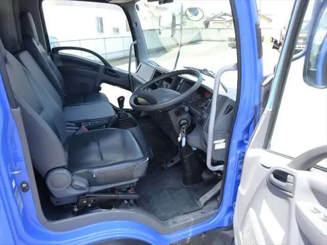 いすゞ フォワード 2RG-FRR90S1の写真27