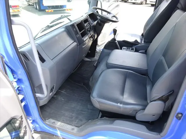 いすゞ フォワード 2RG-FRR90S1の写真32