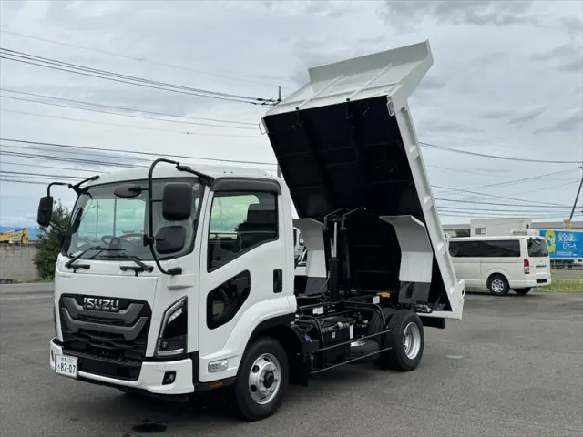 いすゞ フォワード 2RG-FRR90S4(2WD)の写真7