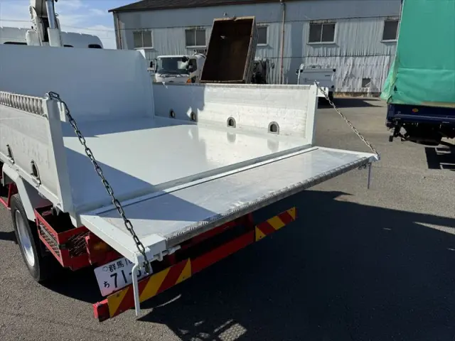 三菱 キャンター 2PG-FEB80の写真19