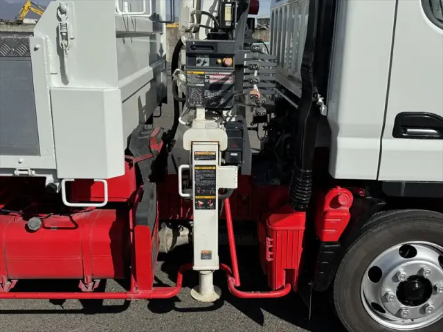 三菱 キャンター 2PG-FEB80の写真25