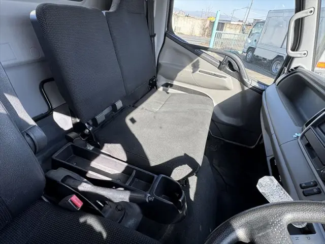 三菱 キャンター 2PG-FEB80の写真31