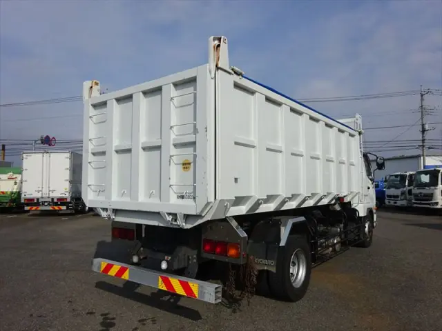 三菱 ファイター QKG-FK62FZ(2WD)の写真5