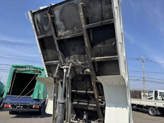 三菱 ファイター TKG-FK71F(2WD)の写真10