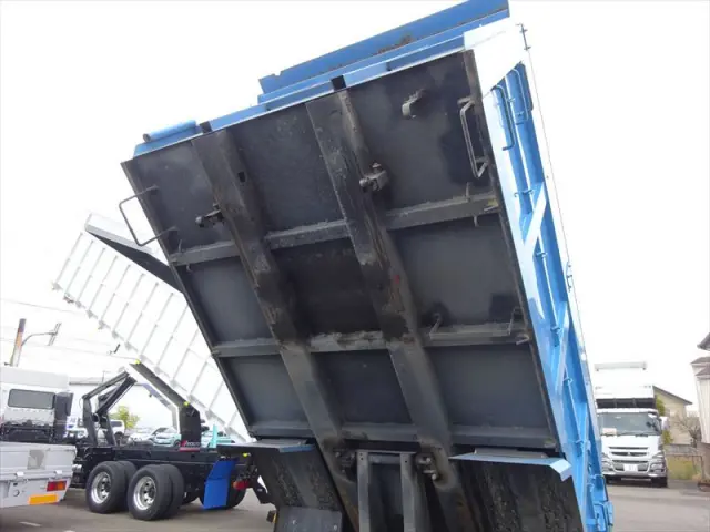 いすゞ エルフ TPG-NKR85ANの写真9