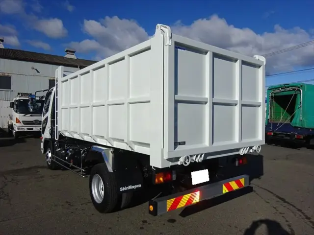 三菱 ファイター 2KG-FK72F(2WD)の写真4